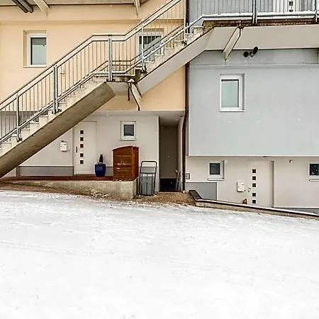 Penthouse In Near Slopes Отель Ваграйн