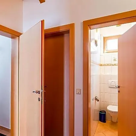 Penthouse In Near Slopes 3* Ваграйн