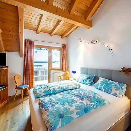Penthouse In Near Slopes Отель Ваграйн